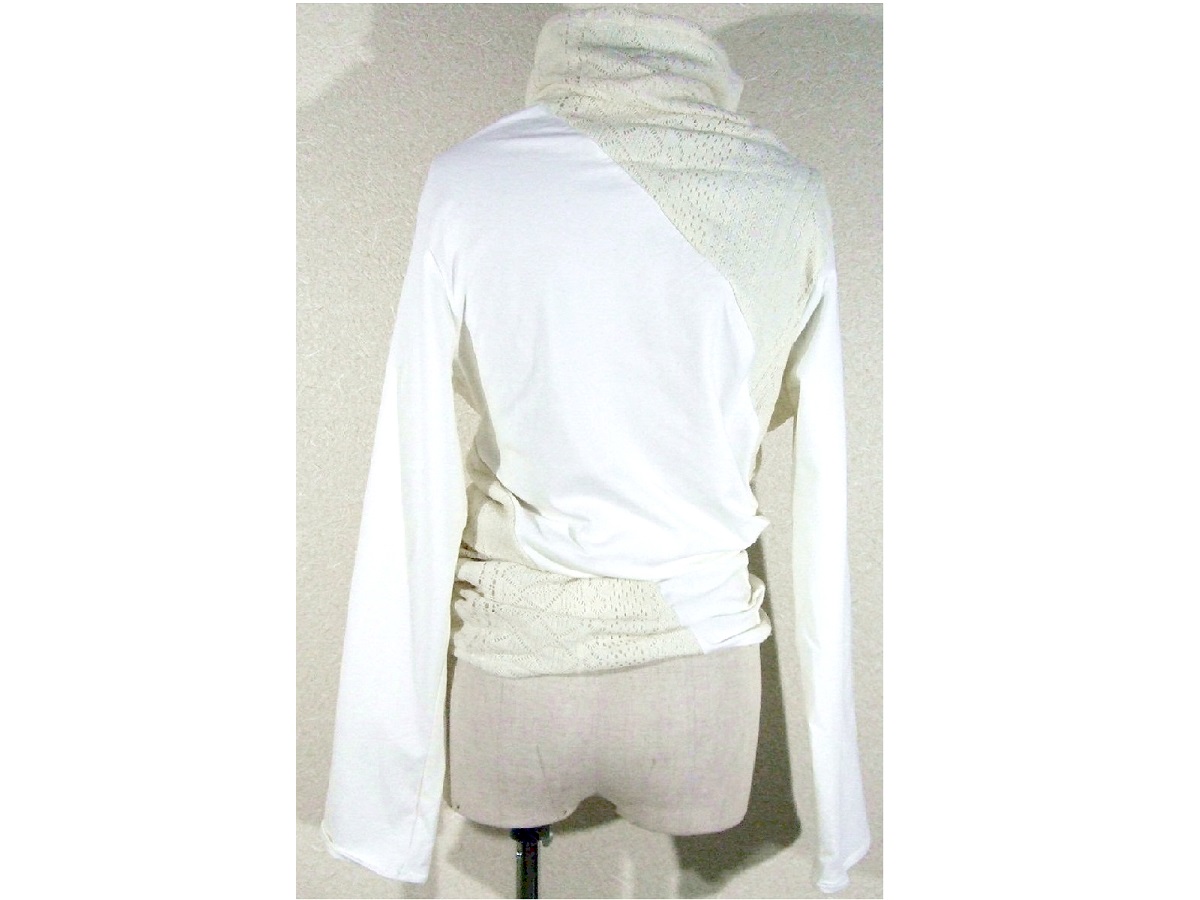 渦巻きカットソー