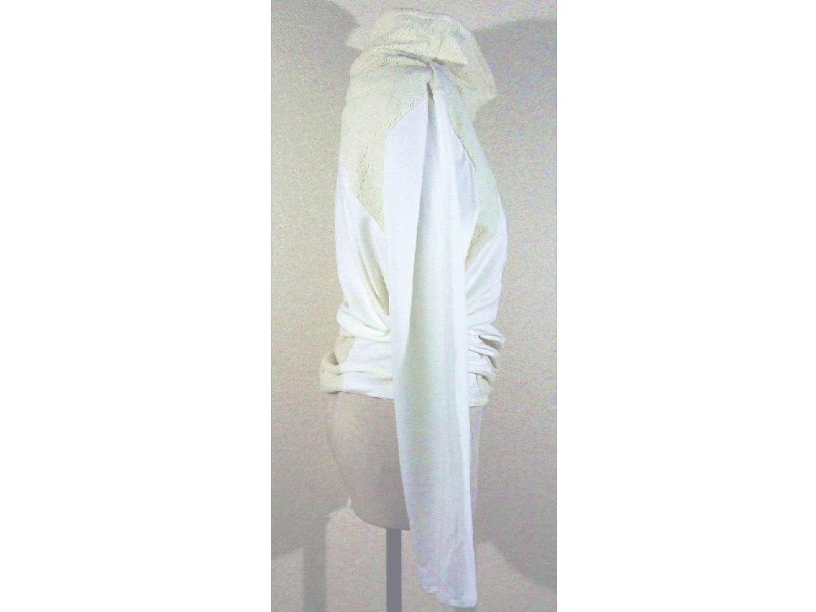 渦巻きカットソー