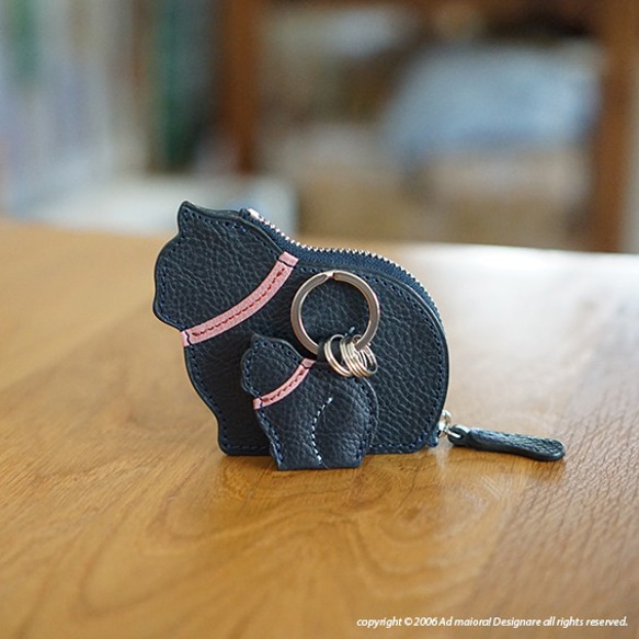 お座り子猫のコインケース・ネイビー×ピンク 7枚目の画像