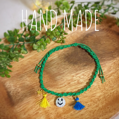 ミサンガ編みアンクレット♡ニコちゃんチャーム付き アンクレット