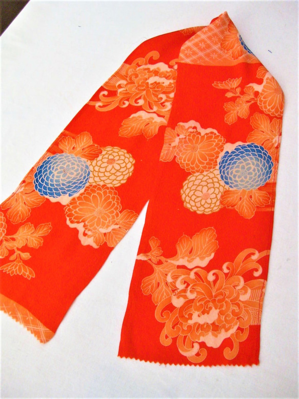 【Creema限定】レトロ正絹半衿(金紗ちりめん)菊　シルク  着付け小物 4枚目の画像