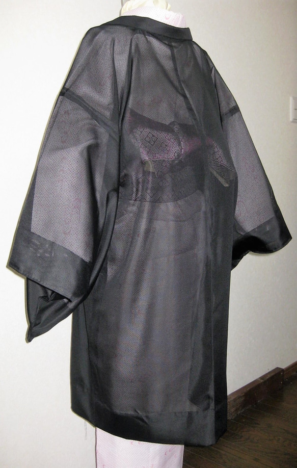 新品･駒絽･長羽織(シルック･黒）ブラック 8枚目の画像