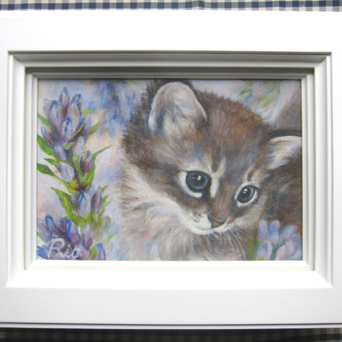箱入り猫（娘)　油絵　オリジナル　手描き　原画 子猫とリンドウの絵 油絵原画「Close to you」 絵画 Rio Yuki