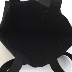 カジュアルスタイル☆帆布のトートバック（黒）○A4サイズ収納可○内ポケット付 4枚目の画像
