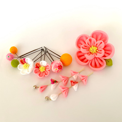 一点もの】絹の鶴と玉かんざし＊アンティーク着物生地の七五三・成人式髪飾り・4 一点もの】絹の鶴と玉かんざし＊アンティーク着物生地の七五三・成人式