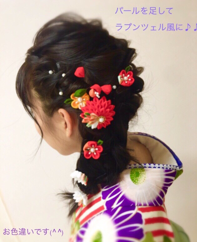 つぼみが可愛い髪飾り＊赤黄＊着物 袴 和装に＊卒業式 成人式＊和モダン〈つまみ細工〉ラプンツェル風にも♪