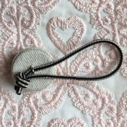 刺繍ヘアゴムor刺繍ブローチ ミモザの花2 2枚目の画像