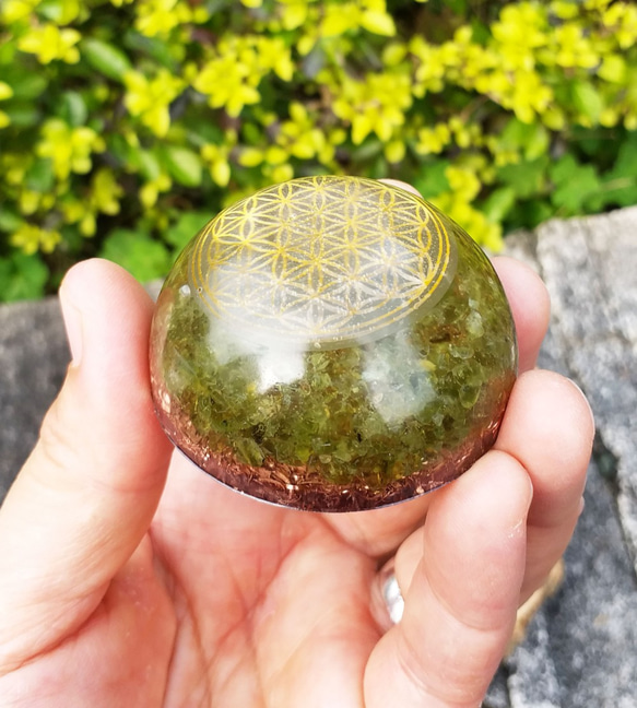 【宇能】生命之花,七脈輪奧根水晶組, 平衡身心健康,轉換電磁波負能量的奧根水晶能量圓墜 第6張的照片
