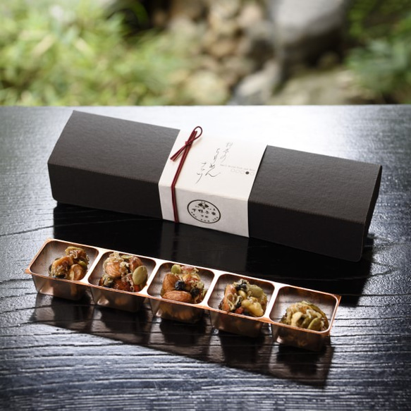 料亭のちりめんナッツ(5個入)1999001　　京都 料亭 自宅用 ご褒美 プレゼント アーモンド くるみ 1枚目の画像