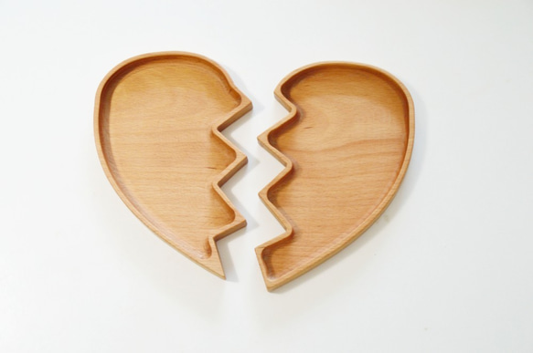 wood heart dish( 2人１つになるハートのお皿) 4枚目の画像