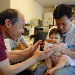 思い出の形をカップに【七五三、お食い初め、百か日、誕生日、入学祝、卒業祝、成人、母の還暦】マギーカップ　ナチュラルウッド 8枚目の画像