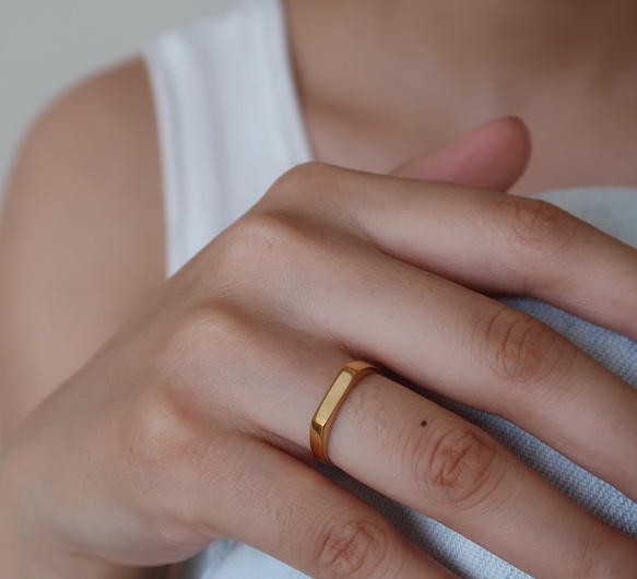 長方平面戒指 | 切面戒指| 精拋光 |高品質14K鍍金 | 簡約金色戒指 |  MINIMALIST| RUISCHE 第5張的照片