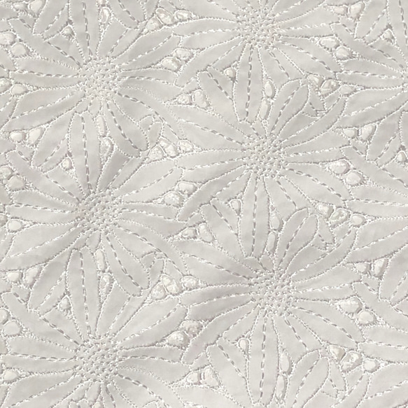 定形郵便送料無料／日本製オフマーガレット刺繍カットワーク綿レース生地　96×30cm x 1枚目の画像