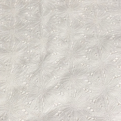 定形郵便送料無料／日本製オフマーガレット刺繍カットワーク綿レース生地　96×30cm x 2枚目の画像