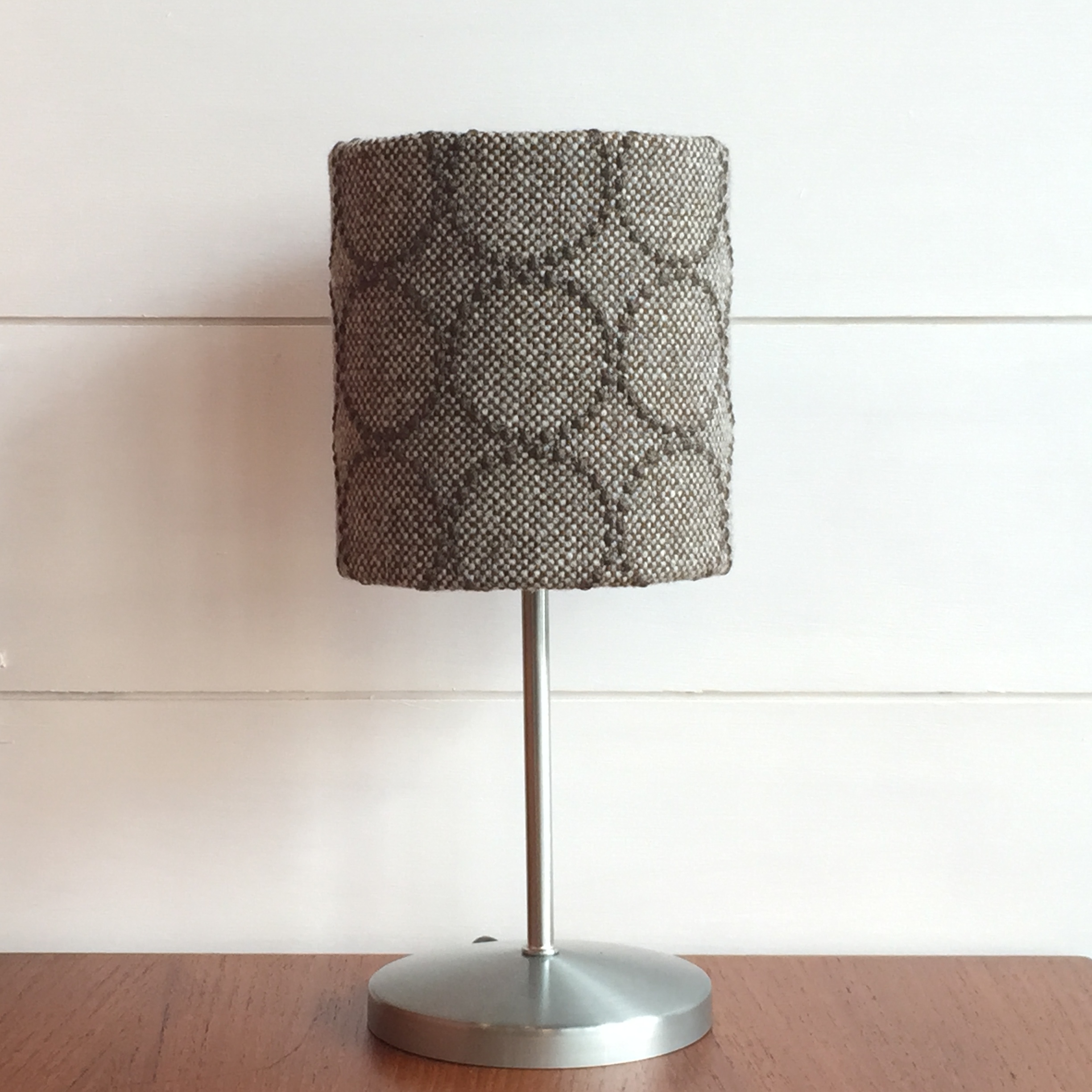 Kvadrat×皆川明　タンバリンランプ・ベージュ・シルバーフレーム