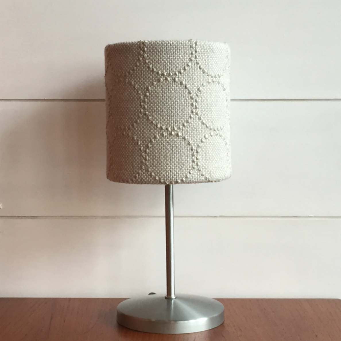 Kvadrat×皆川明　タンバリンランプ・白・シルバーフレーム