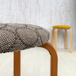 皆川明×Kvadrat タンバリンスツール【黃色/ハニーブラウン
