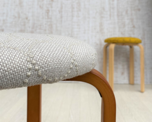 【美品】kvadrat 皆川明 タンバリン スツール スツール 皆川明×Kvadrat タンバリンスツール【白色/ハニーブラウンフレーム