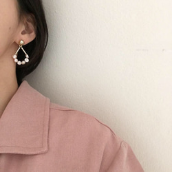 Petites Perles 來自西班牙巴賽隆納手工製限量優雅小珍珠耳環  環形、扇形兩款 第3張的照片