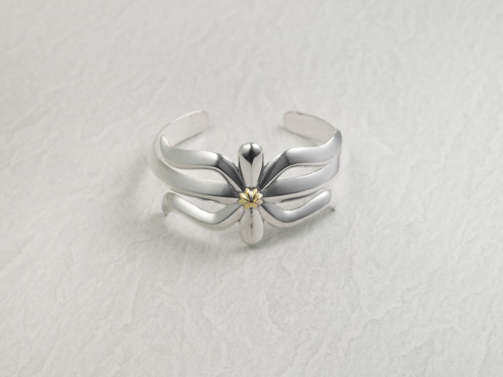 Navajo Sandcast style Silver Spider Bangle with 18K Concho