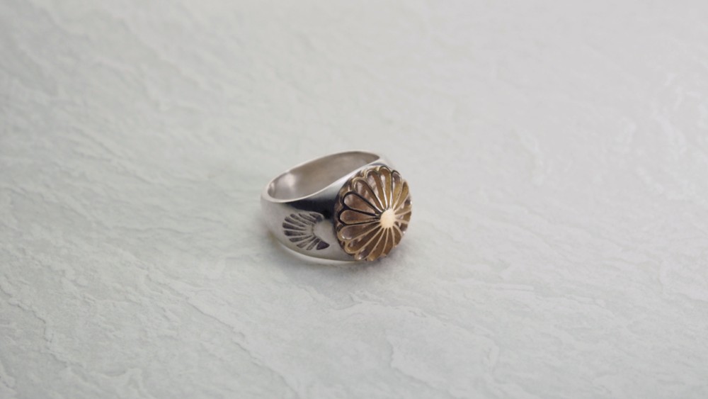 Silver Seal Ring with 18K Juuroku Kiku