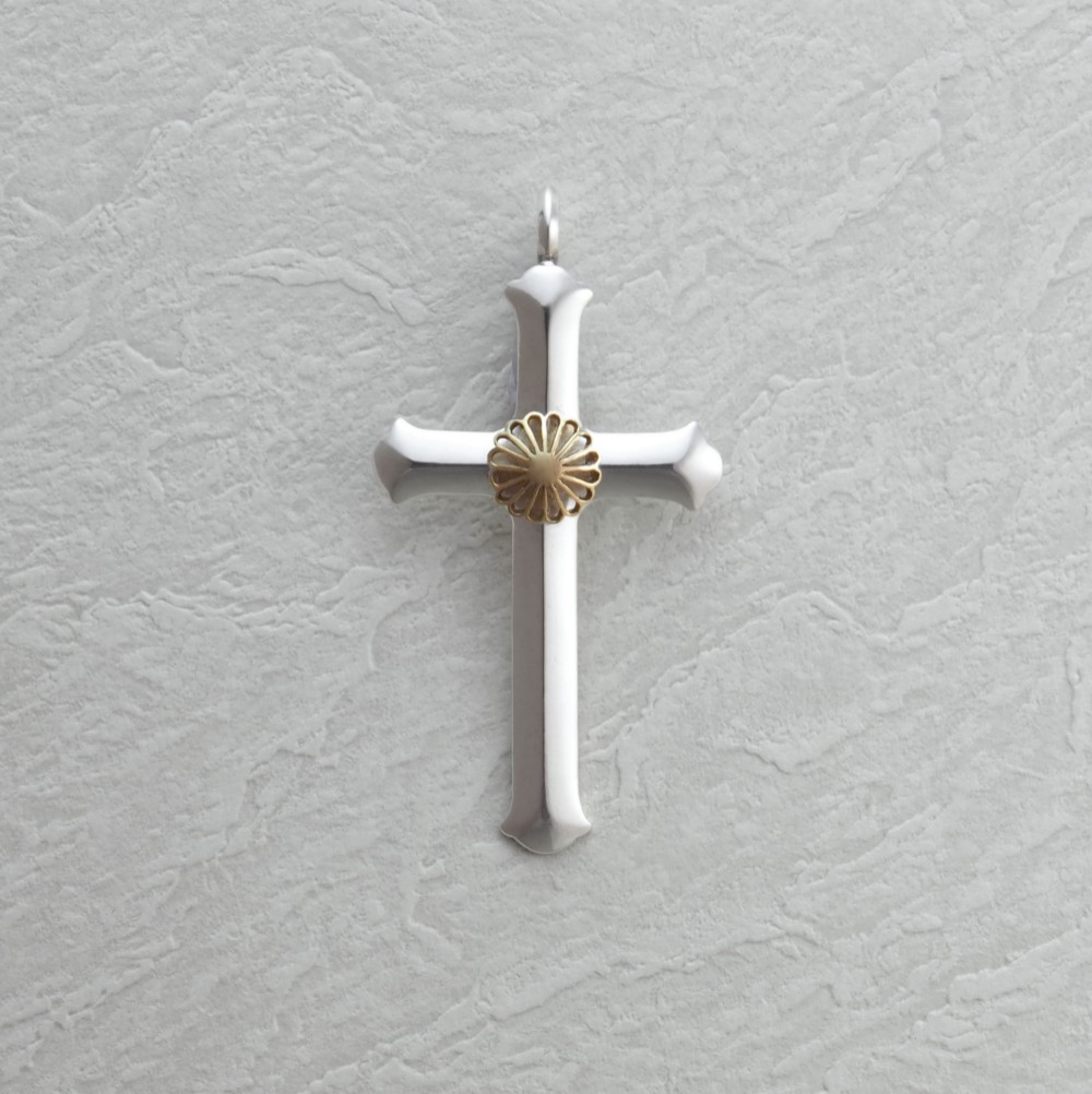 925 silver Jūmonji Cross Pendant with 18k Kiku (s)