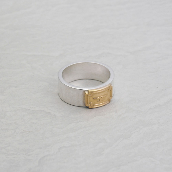 925 silver ring with 18k gold Anviology logo tag 1枚目の画像