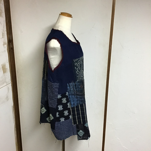 古布 型染藍染 木綿 つぎはぎベスト 綿100% ベスト アトリエ丹歩歩