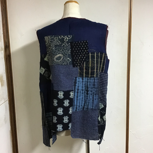 古布 型染藍染 木綿 つぎはぎベスト 綿100% ベスト アトリエ丹歩歩