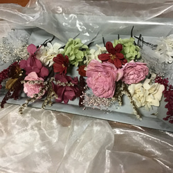 ❤︎ウエディン❤︎ヘッドドライパーツ❤︎お洒落dryflower、プリザーブドフラワーパーツ❤︎ 1枚目の画像