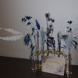 お家時間を楽しく❤︎ゴージャスゴールド9連シリンダー輸入花器　ドライフラワーセット 2枚目の画像