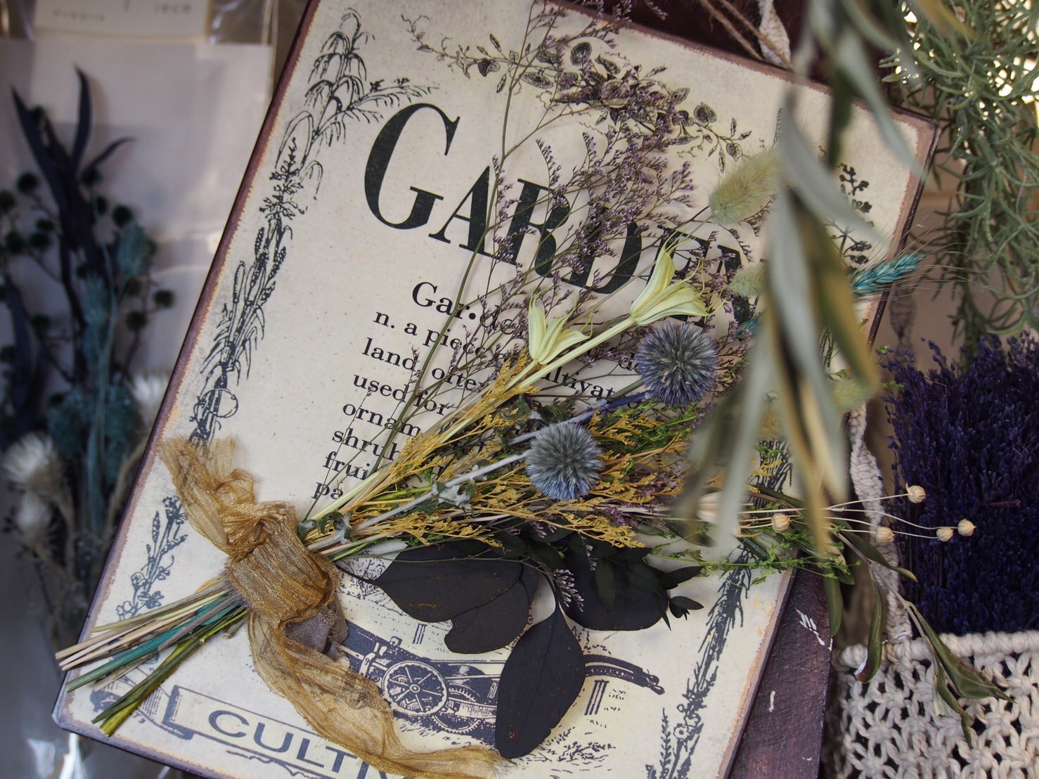 ❤︎アンティークブリキにdry flower bouquet❤︎Gardenの雰囲気のお洒落ナチュラル❤︎壁飾り❤︎