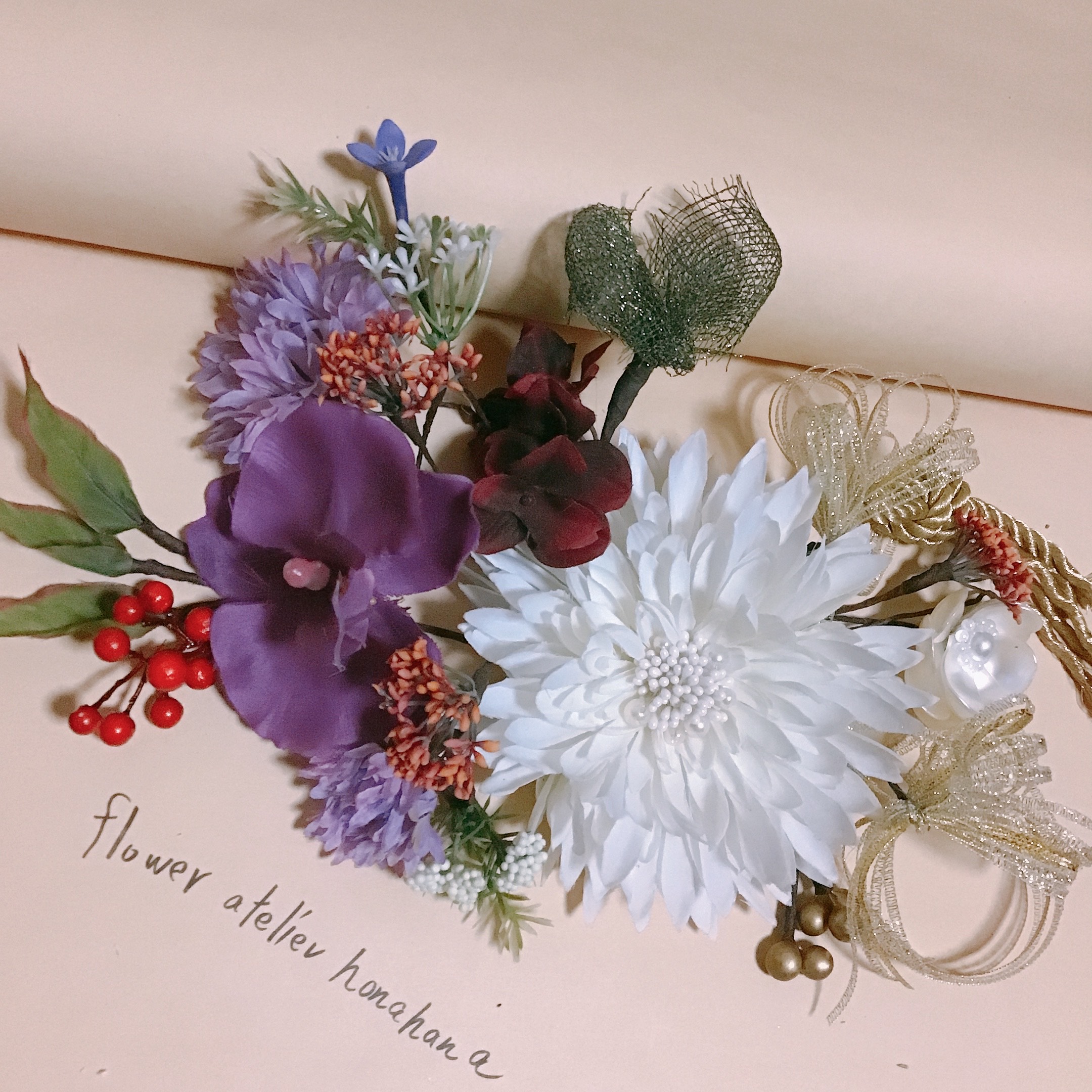 ❤︎成人式❤︎ブライダル和装❤︎ ホワイトアクセサリー付✨クオリティーの高いアーティフィシャルフラワー❤︎5個パール付