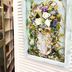 インテリア★白樺の器にナチュラルアンティークの花束★世界でたったひとつ❤︎プリザーブドとドライのコラージュ壁飾り 2枚目の画像
