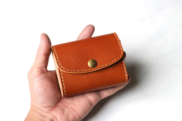【受注生産品】小さい三つ折り財布 ～栃木アニリンキャメル×栃木ヌメ～ 1枚目の画像