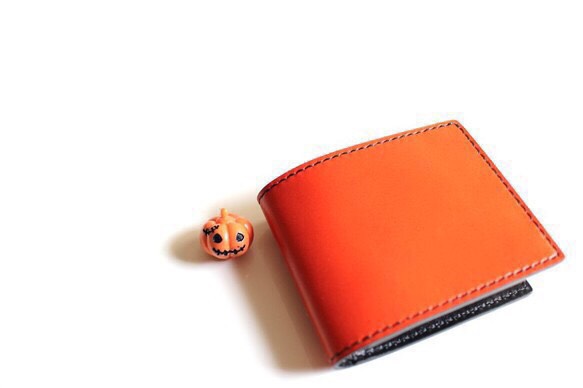 【受注生産品】二つ折り財布 〜栃木アニリン橙×栃木ブラックサドル〜