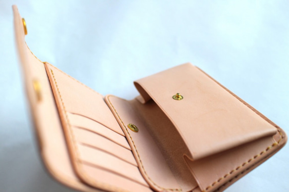 【受注生産品】三つ折り財布 ～栃木アニリンキャメル×栃木ヌメ～ 5枚目の画像
