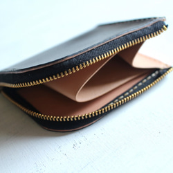 【受注生産品】L字ファスナー小さい財布 ～栃木ヌメブラック×栃木ヌメ～ 2枚目の画像