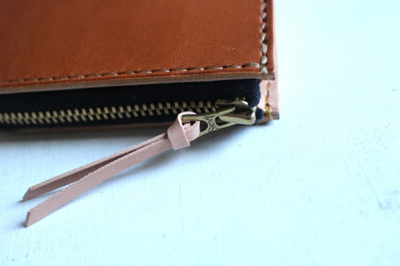 【受注生産品】L字ファスナー小さい財布 ～栃木アニリンキャメル×栃木ヌメ～ 2枚目の画像
