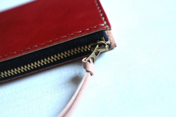 【受注生産品】L字ファスナー小さい財布 ～栃木アニリン赤×栃木ヌメ～ 2枚目の画像