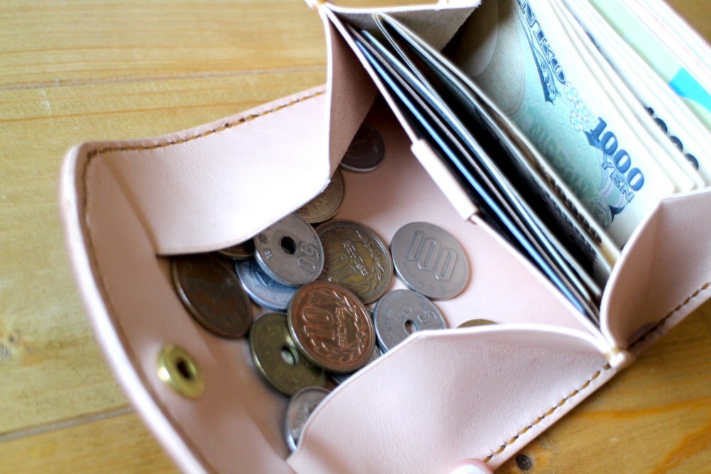 【受注生産品】ミニギャルソンウォレット ～姫路アニリンピンク×栃木ヌメ～