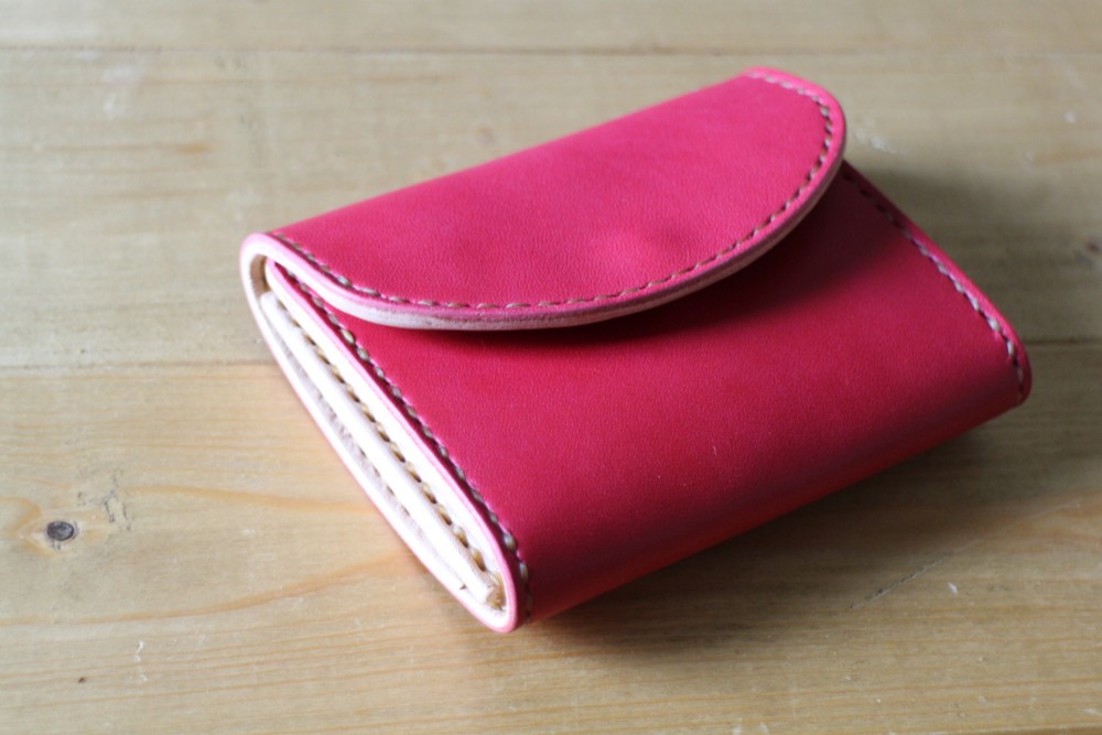 【受注生産品】ミニギャルソンウォレット ～姫路アニリンピンク×栃木ヌメ～