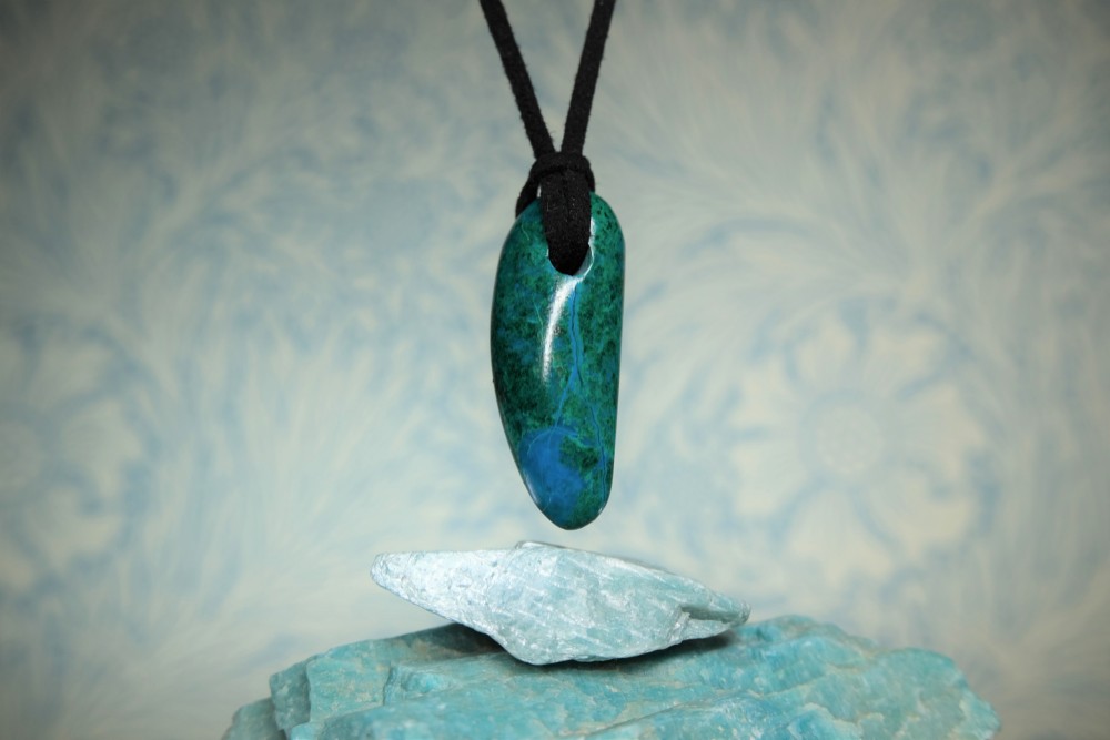 クリソコーラ　（2）