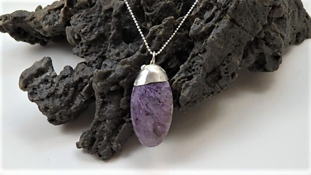 シルバー冠とチャロアイト　(1)