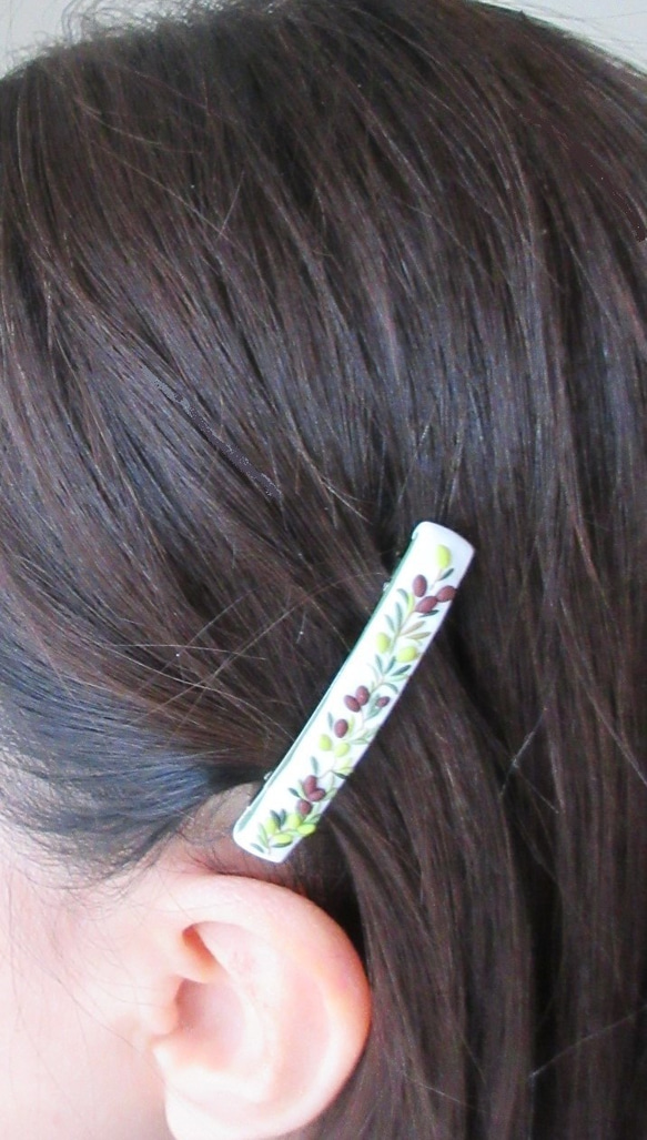 【受注制作】ミモザの髪飾り（白）バレッタ。５ｃｍ。「Creema限定」ポリマークレイ 5枚目の画像