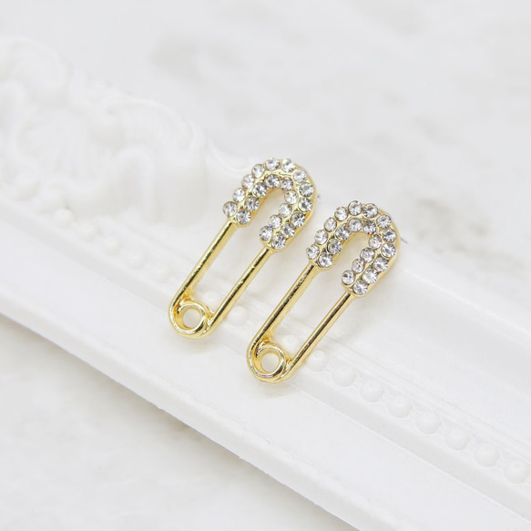 安全ピンピアス スタッドピアス ジルコニア ゴールド 両耳 ピアス  