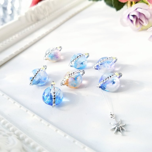 空色惑星と一等星のピアス イヤリング ネックレス ⁎⋆*﻿ 雲レジン 空 