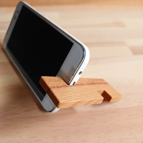 送料無料》コンパクトスマホスタンド、ケヤキ、木製 スマホスタンド