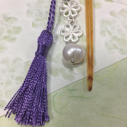 大粒真珠 揺れる簪 房飾り 根付け 和小物 紫 鈴 髪飾り パール 8枚目の画像