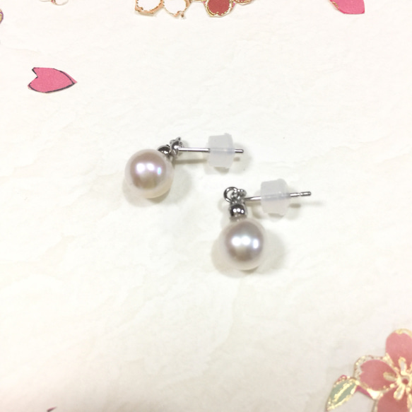 揺れる小粒 本真珠ピアス パール ギフト プレゼント 和小物 金属アレルギー 6枚目の画像